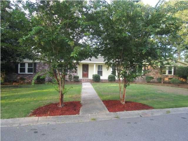 6 Genoa Ct, Hanahan, SC 29410