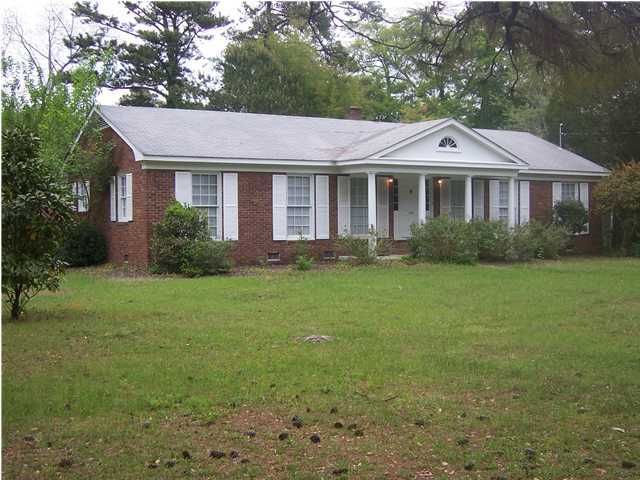 250 Hobcaw Dr, Mount Pleasant, SC 29464