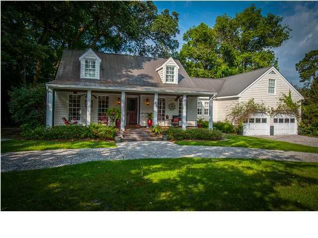 239 Hobcaw Dr, Mount Pleasant, SC 29464