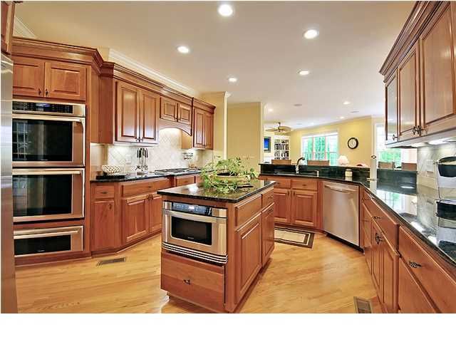 4229 Sawgrass Dr, North Charleston, SC 29420