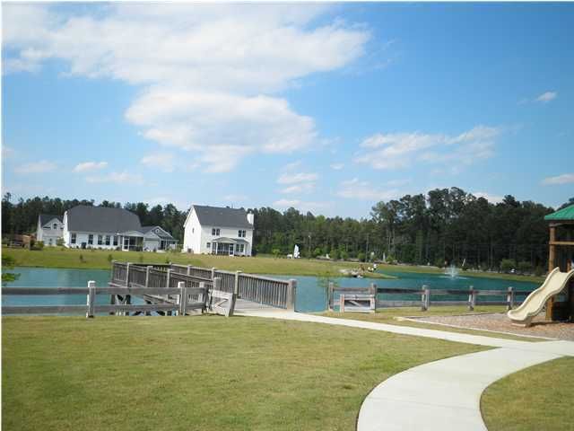3008 Gulfstream Ln, Ridgeville, SC 29472