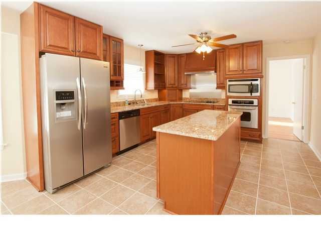 23 Shadowmoss Pky, Charleston, SC 29414
