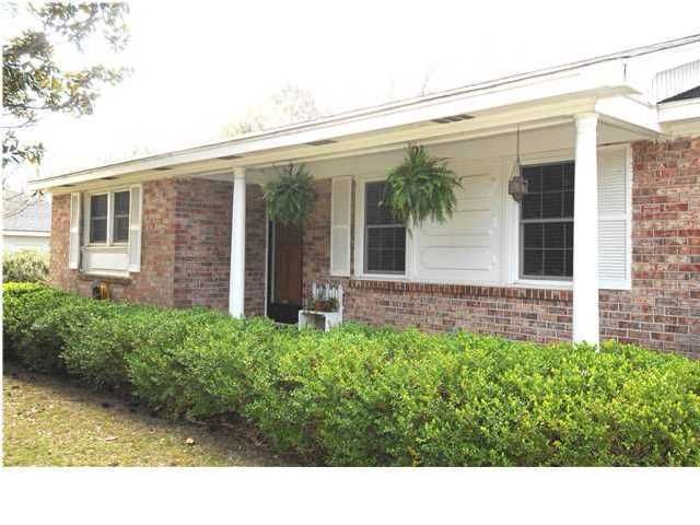 737 Windward Rd, Charleston, SC 29412