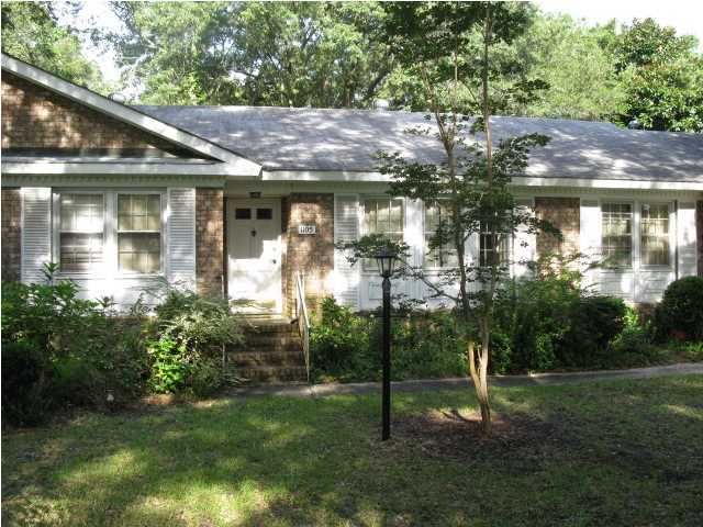 1105 Southgate Dr, Charleston, SC 29407