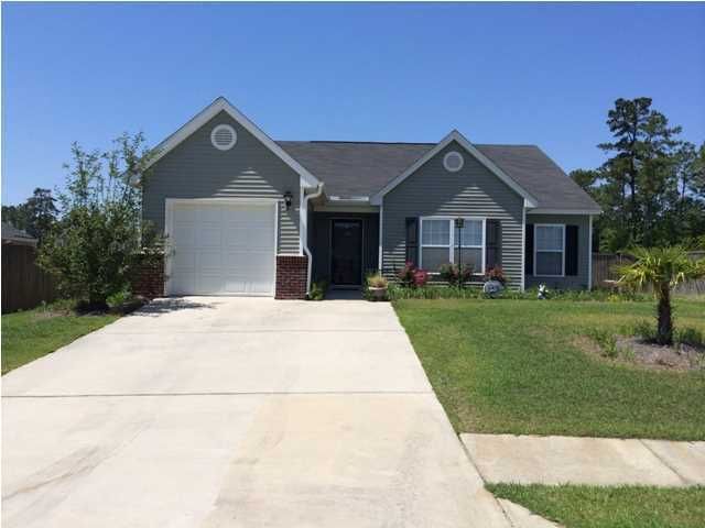 207 Old Carolina Dr, Goose Creek, SC 29445