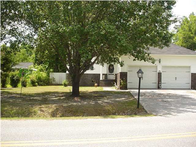 200 Whitesville Rd, Moncks Corner, SC 29461
