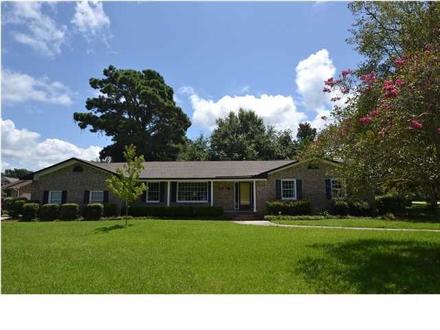 38 Markfield Dr, Charleston, SC 29407