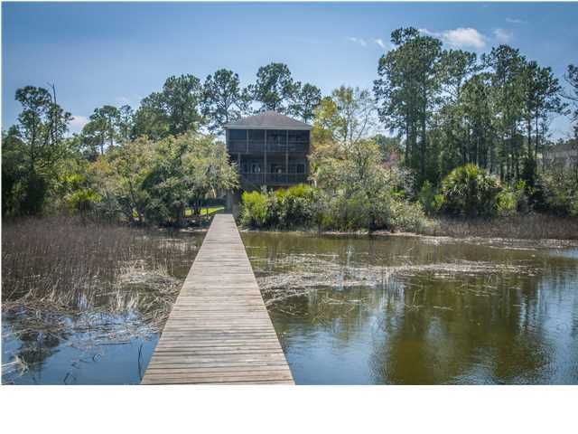 1342 River Otter Ct, Mount Pleasant, SC 29466