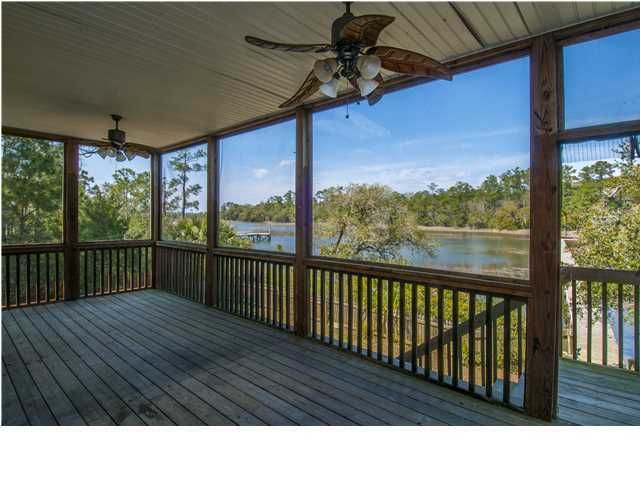 1342 River Otter Ct, Mount Pleasant, SC 29466