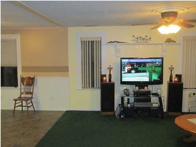 301 General Moultrie Dr, Bonneau, SC 29431