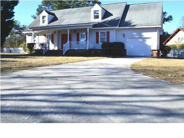 105 Foster Ct, Goose Creek, SC 29445