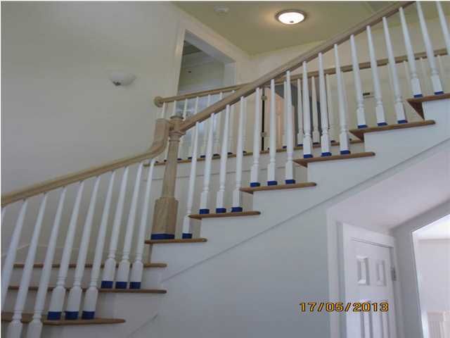 587 Riverland Dr, Charleston, SC 29412