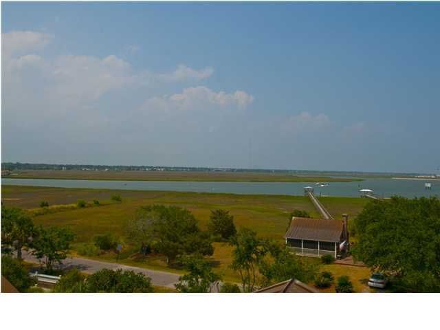 1014 Middle St, Sullivans Island, SC 29482