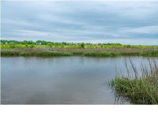 322 Tucker Dr, Charleston, SC 29414