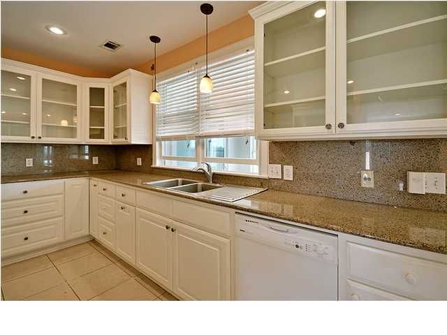 2351 Palmer, Charleston, SC 29412