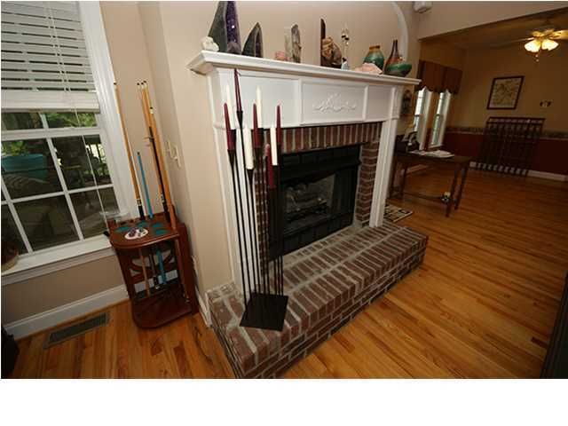 215 Burnham Ct, Charleston, SC 29414