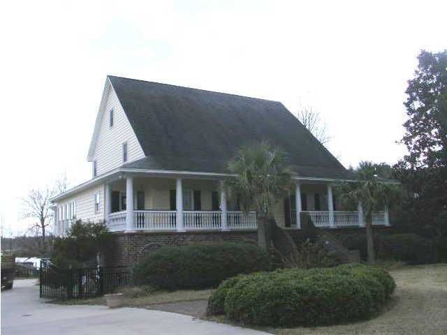 1618 Dennis Blvd, Moncks Corner, SC 29461