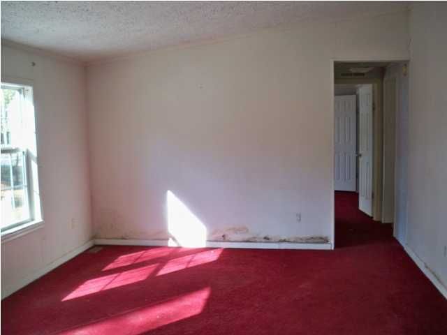 1957 Central Ave, Summerville, SC 29483