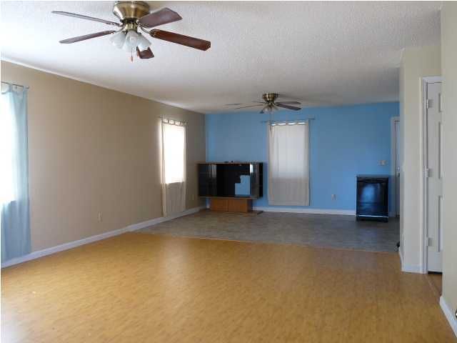 38 Summit Ave, Goose Creek, SC 29445