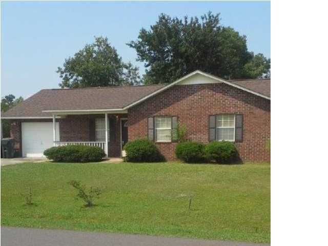 1211 Dyson Dr, Moncks Corner, SC 29461
