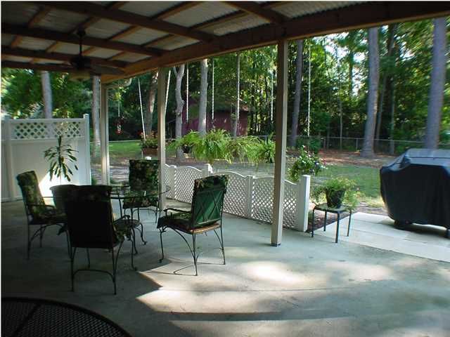 107 Frontage Rd, Summerville, SC 29485