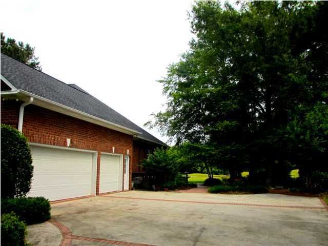 105 Eston Dr, Goose Creek, SC 29445