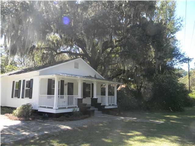5762 Highway 165, Ravenel, SC 29470