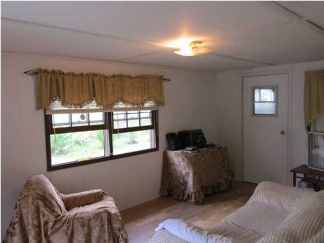 8956 Selah St, North Charleston, SC 29406