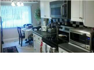 416 Longleaf Dr, Summerville, SC 29483