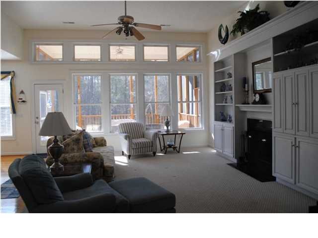 690 Hamlet Cir, Goose Creek, SC 29445