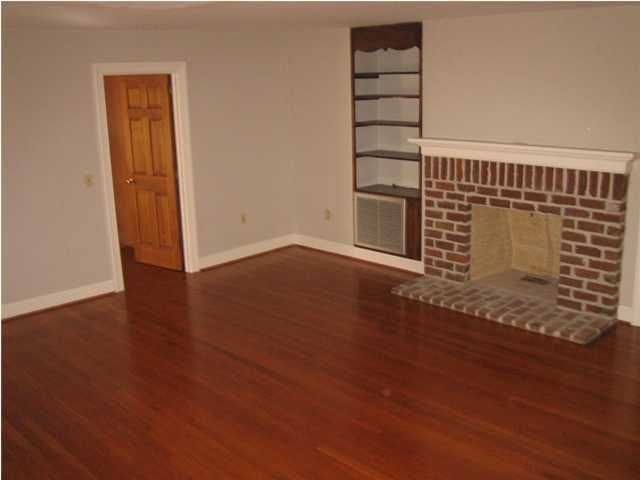 103 Folly Rd, Charleston, SC 29407