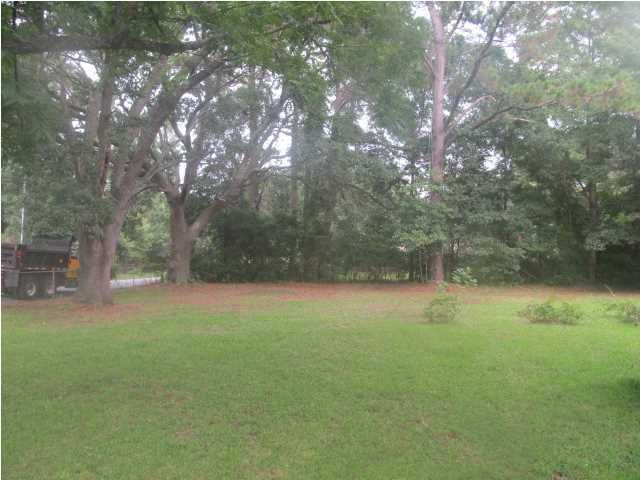 1406 Folly Rd, Charleston, SC 29412