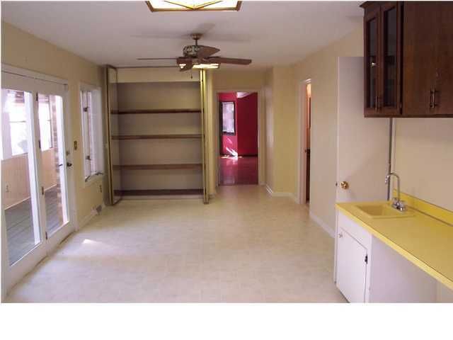 1133 Harbor View Rd, Charleston, SC 29412