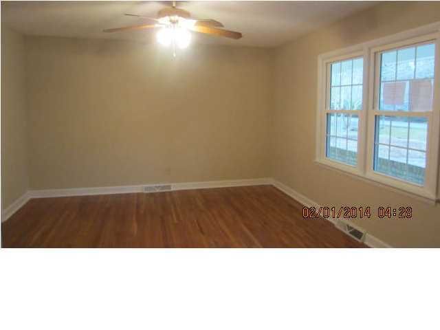 105 Wilson Dr, Summerville, SC 29483