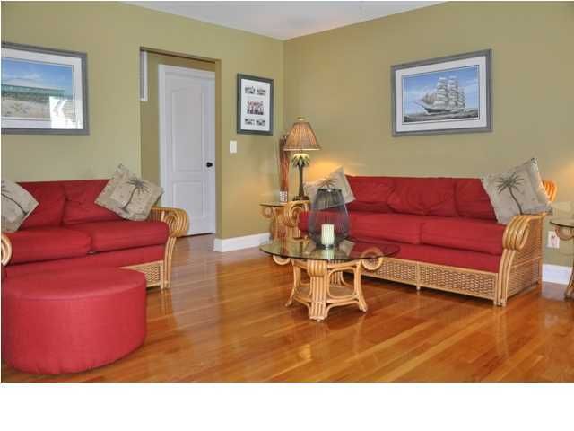 1552 Oak Island Dr, Charleston, SC 29412