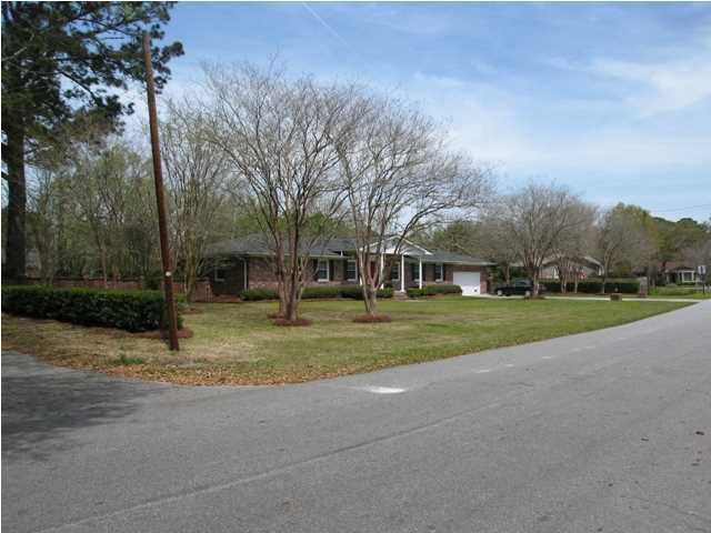 1614 Timothy St, Charleston, SC 29407