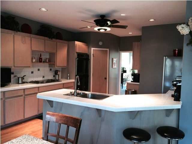 2488 Vaucluse Rd, Charleston, SC 29414