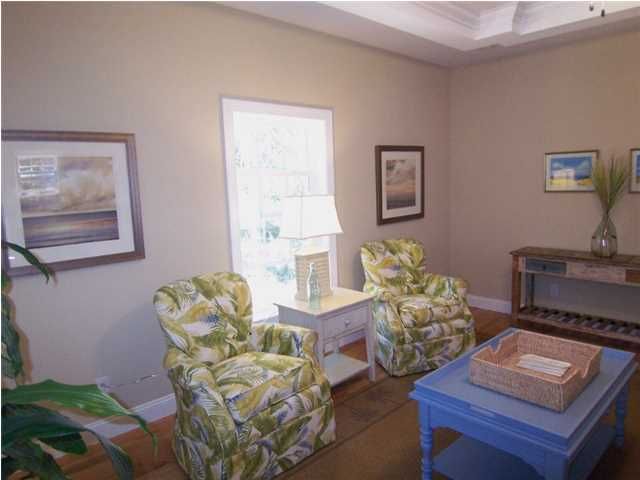 520 Palmetto Pointe Ln, Edisto Island, SC 29438