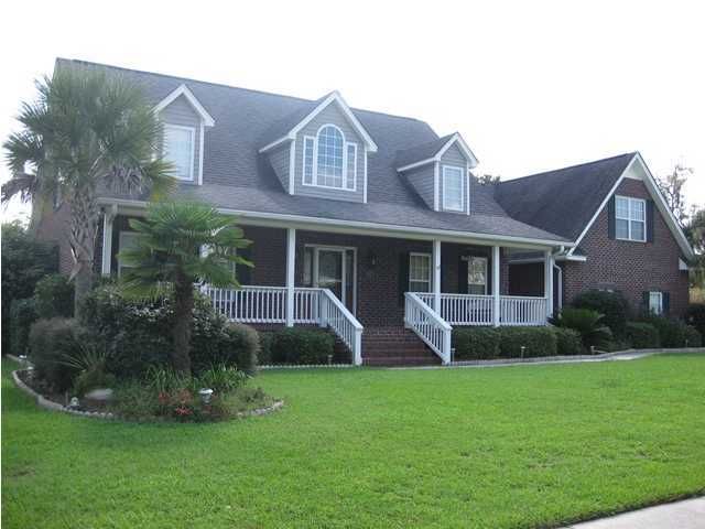 1425 Sterling Oaks Dr, Moncks Corner, SC 29461