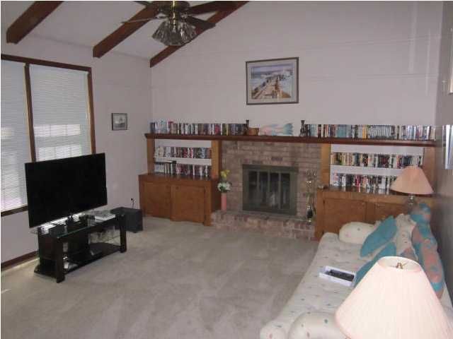 103 Cumberland Ct, Goose Creek, SC 29445
