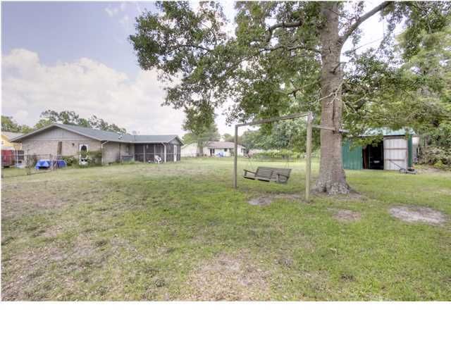 207 Resinwood Rd, Moncks Corner, SC 29461