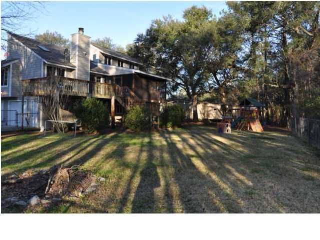 1154 French Quarter Creek Rd, Huger, SC 29450