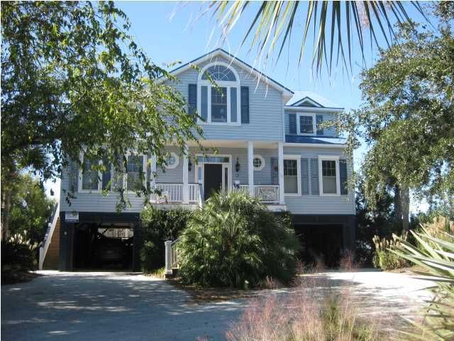 3416 Palmetto Blvd, Edisto Beach, SC 29438