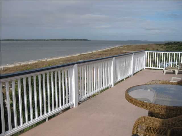 3416 Palmetto Blvd, Edisto Beach, SC 29438