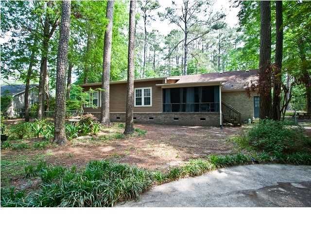 103 Glendale Dr, Summerville, SC 29485