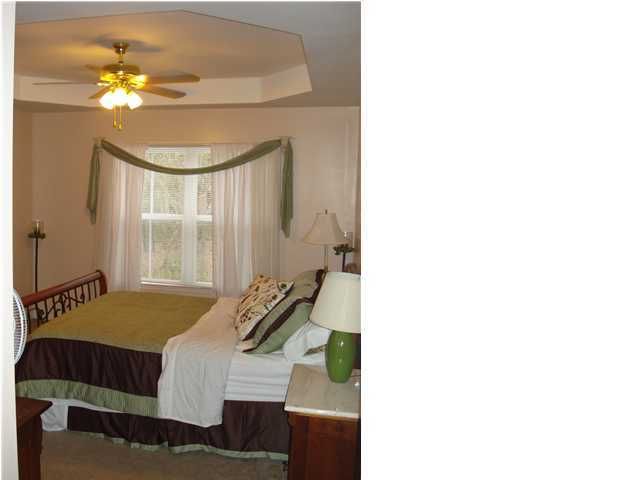 8795 Tigershark, North Charleston, SC 29406