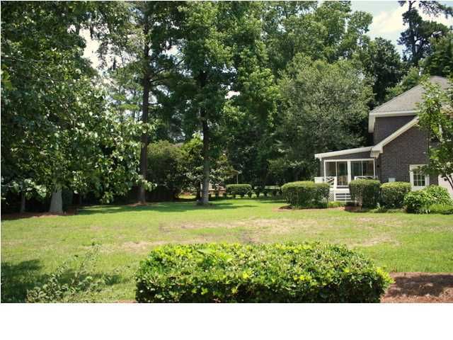100 Old Postern Rd, Summerville, SC 29483