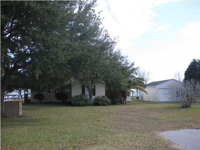 123 Catfish Landing Cir, Bonneau, SC 29431