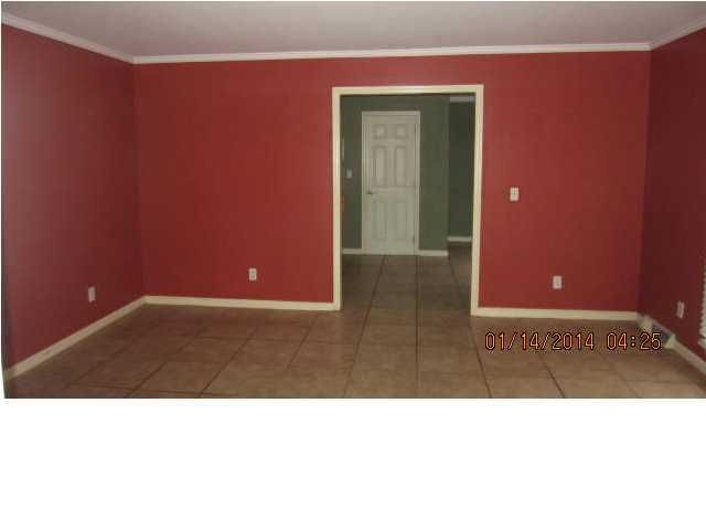404 Lakeview Dr, Summerville, SC 29485