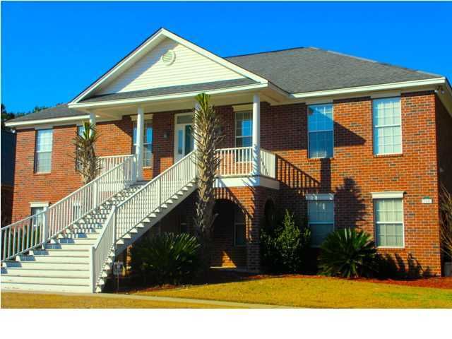 705 Hamlet Cir, Goose Creek, SC 29445